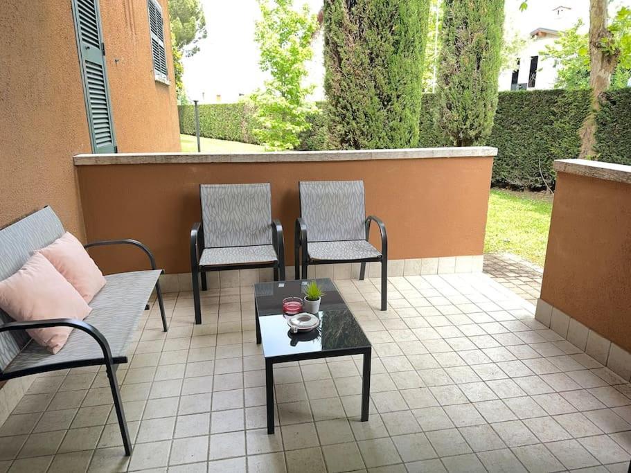 5' From Punta Gro Beach With Free Swimming Pool Sirmione Esterno foto